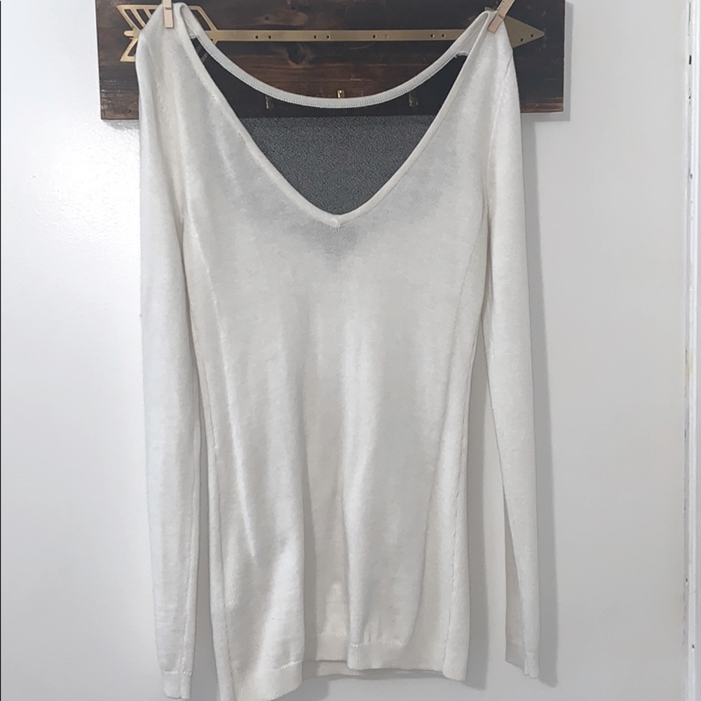 Sweater - Picture 5 of 6